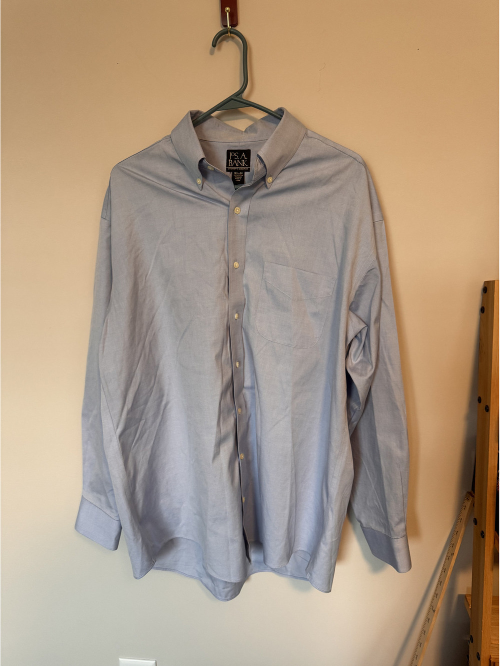 Jos. A. Bank Men's Traveler Collection Light Blue Button-Down Shirt 16.5-34 L